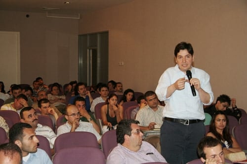 Yargıtay, Tüzel Kişilik Perdesinin 
Aralanması Teorisini Onayladı
 - 17