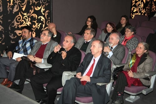 İnsan Haklarında Bir Arpa Boyu Yol
 - 2