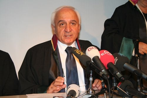 Kolcuoğlu: “Anayasa Değişiklikleri Asla Aceleye Getirilmemelidir” - 1