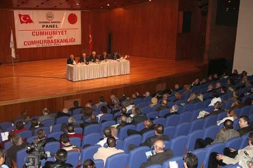 Anayasanın Cumhurbaşkanı Seçiminde
Uzlaşmayı Örgördüğü Bildirildi
 - 7