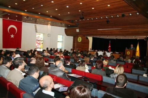 Kamu Ve Kurum Avukatlarının
Sorunları Ve Çözüm Önerileri