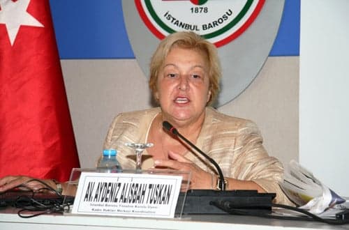 Kadın Hakları Ve Aile İçi Şiddet Konulu Sertifika Programı Devam Ediyor