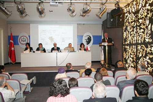 Türkiye-Ermenistan
Kars Antlaşması’Ndan Günümüze
Diplomatik Süreç