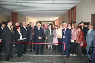Avukatların Resim Ve Fotoğrafları
Sultanahmet Adliyesinde Sergilendi