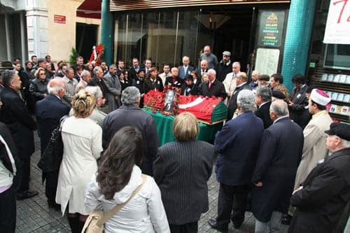 Baromuz Başkanlarından
Av. M. Burhanettin Güngör'ü
Kaybettik