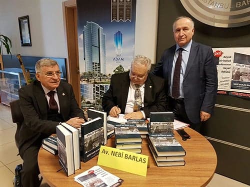 Av. Nebi Barlas Adalet Savaşçısı Kitabını İmzaladı