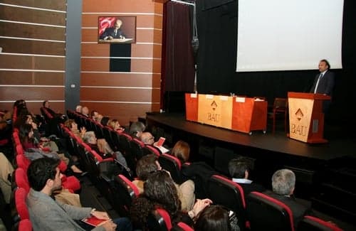 Uluslararası Boyutuyla İş Kazalarında Hukuksak Sorunlar Ve Yargılamalar - Iıı