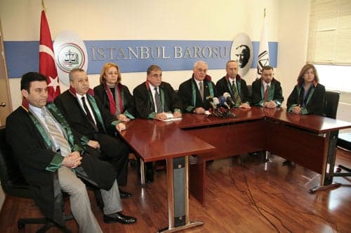 Anayasa Değişiklikleri Hukuk Devletine
Darbe Niteliğindedir