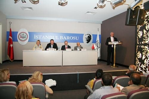 Heybeliada Ruhban Okulu Sorunu
Fiili Bir Dayatma Israrından
Kaynaklanmaktadır