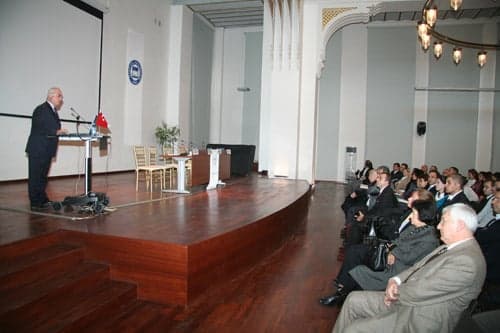 Ttk Tasarısı İle Deniz Ticaret Hukukuna Getirilen Değişiklikler Bir Panelde Değerlendirildi