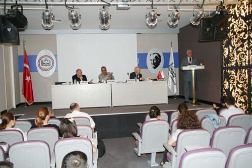 Taşıma Ve Sigorta Hukuku Açısından
Hava Taşıyıcısının Sorumluluğu
