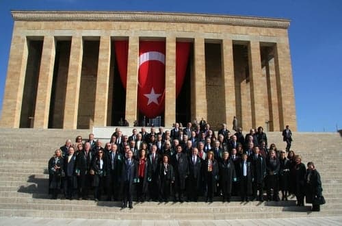 İstanbul Barosu Heyeti Anıtkabir’De Ata’Nın Huzurunda