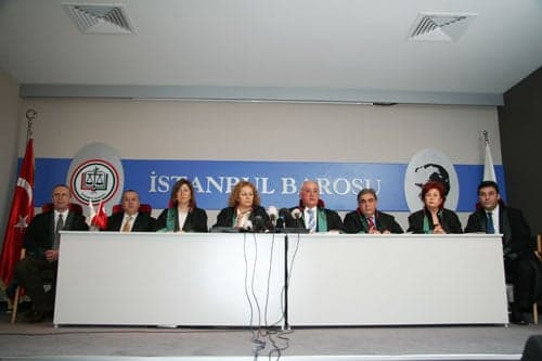 Aydın: “Ergenekon Davasının Toplumda Siyasi Amaçla Yönlendirildiği
Kuşkusu Artmaktadır”